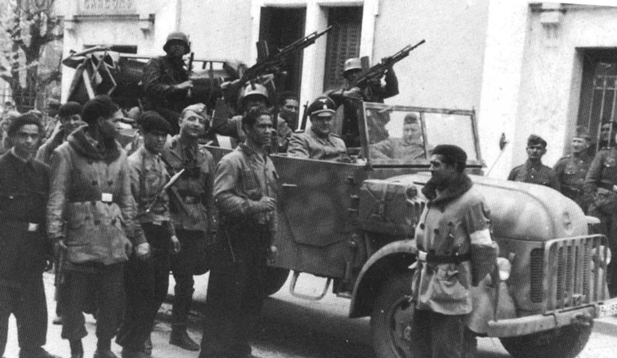 BNA у Дордоні, robertpike.co.uk