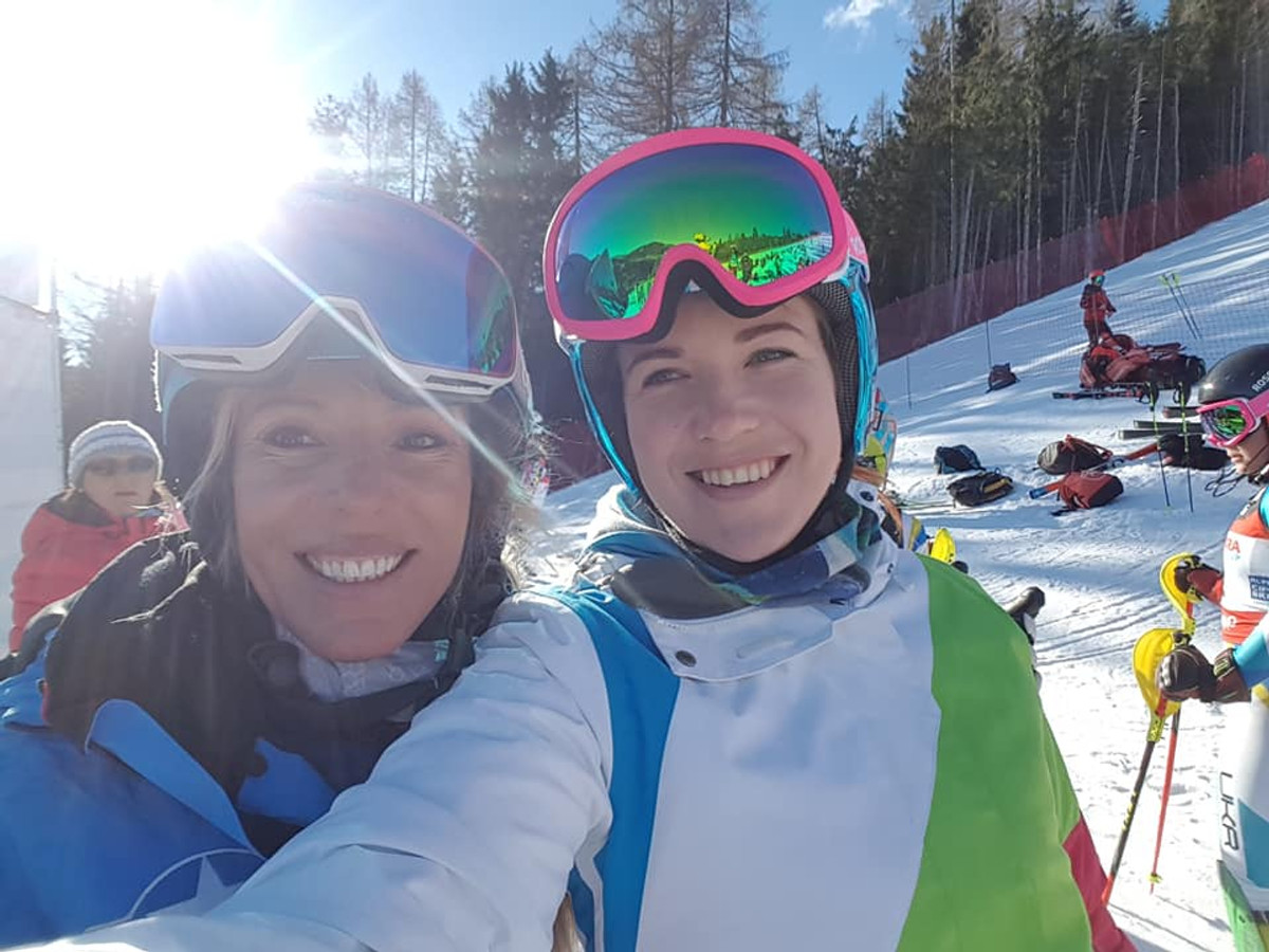 Богдана Мацьоцька (справа)