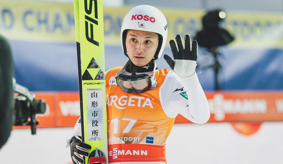 Томофуми Наито